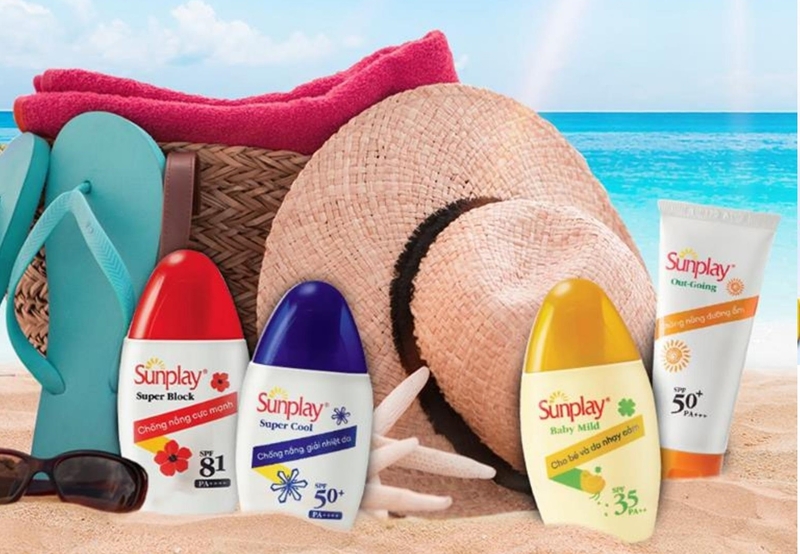review kem chống nắng Sunplay đi biển tốt nhất cho ngày hè 1