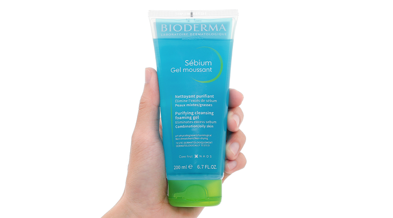 Review sữa rửa mặt Bioderma dành cho những tín đồ da dầu3
