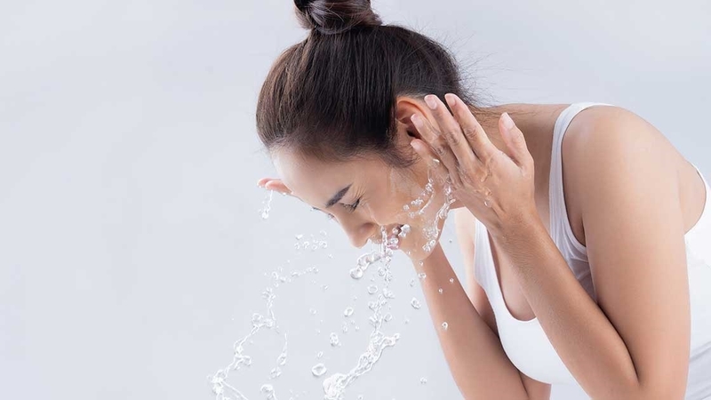 Review sữa rửa mặt dermacos có tốt cho da không? 4