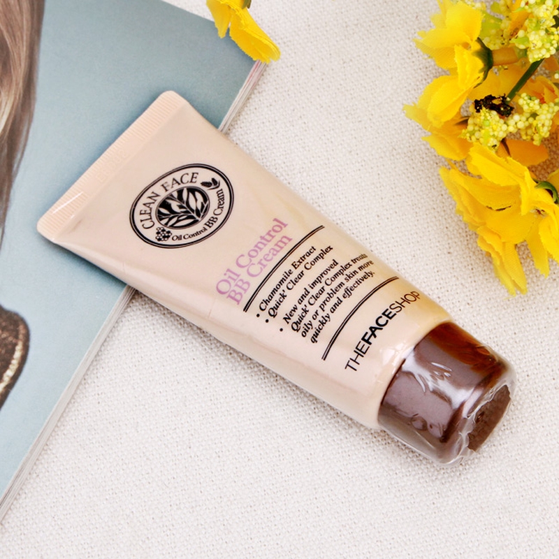 Bí quyết trang điểm khi vùng da mắt đổ nhiều dầu- 3