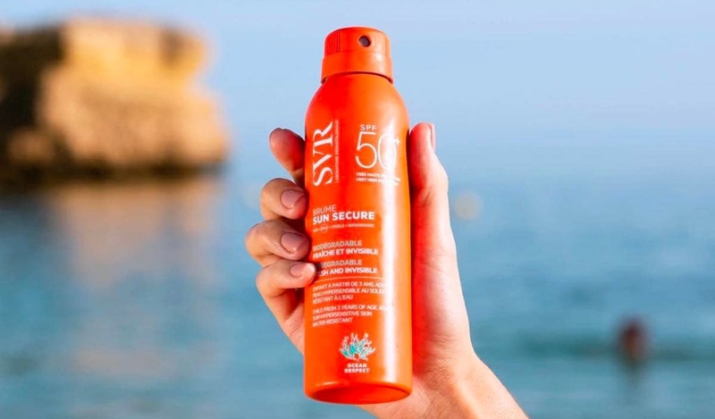 Review xịt chống nắng SVR tốt nhất hiện nay 3