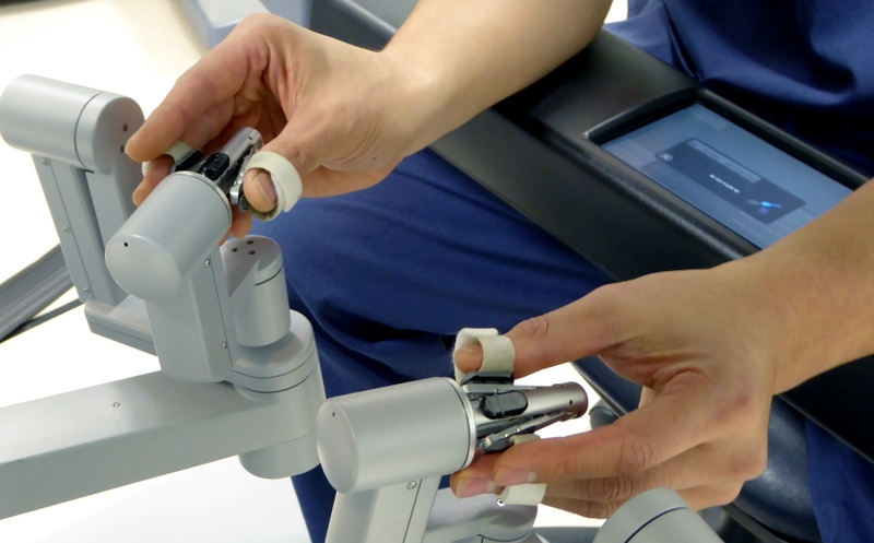 Ứng dụng robotic surgery trong nền y học 4