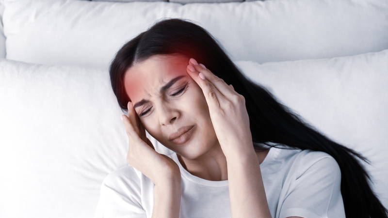 Theo dõi sát sao các biểu hiện đau đầu bất thường để kịp thời can thiệp