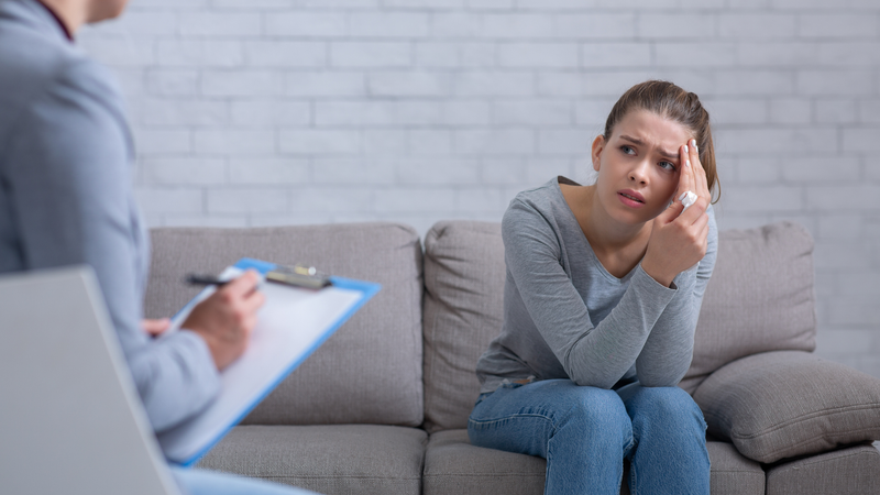 Tìm kiếm sự hỗ trợ từ chuyên gia giúp đánh giá chính xác và xây dựng hướng can thiệp phù hợp