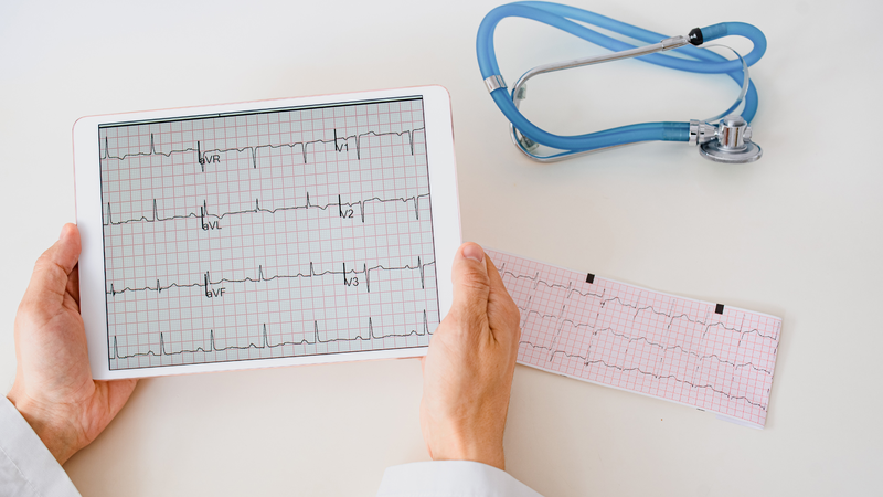 Việc thăm khám sớm giúp xác định loại rối loạn nhịp tim, mức độ nguy hiểm và hướng điều trị phù hợp