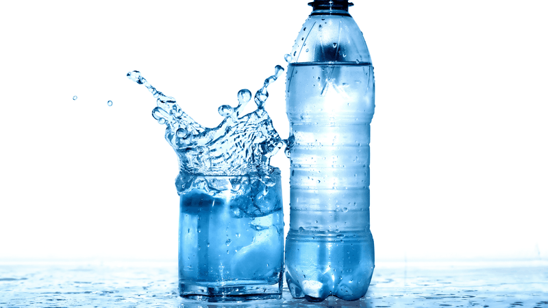 Nước lọc không chỉ là thức uống giúp giải khát mà còn mang lại nhiều lợi ích cho sức khỏe