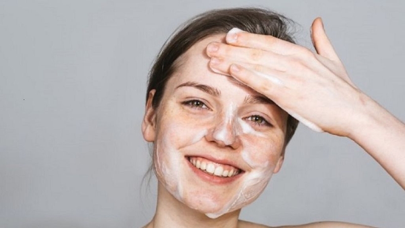 Rửa mặt bao lâu là đủ? Phải rửa sao cho đúng? 2