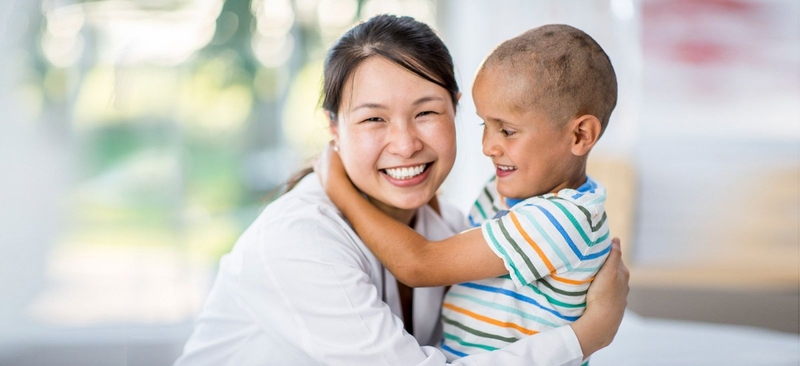 Rụng tóc trong ung thư trẻ em5