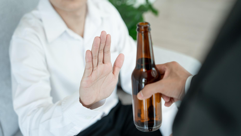 Rượu bia và huyết áp: Uống ít tưởng an toàn, tim vẫn chịu áp lực 2