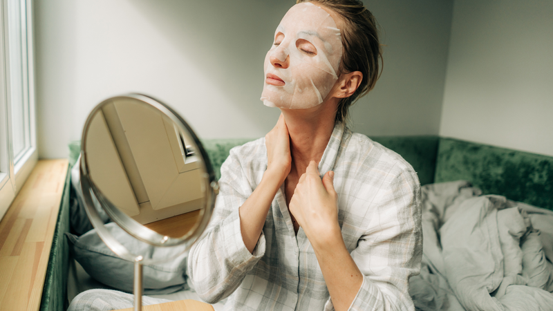 Sai lầm thường gặp khi dưỡng ẩm da mặt quá mức 2