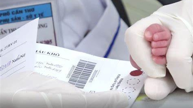Sàng lọc máu gót chân: Hiểu biết về phương pháp sàng lọc quan trọng cho trẻ sơ sinh 4