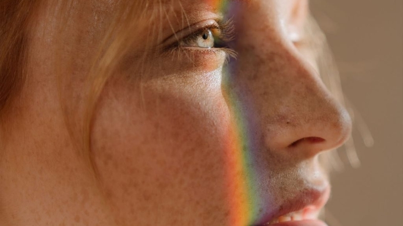 Sau 5h chiều có cần bôi kem chống nắng nữa không? 3