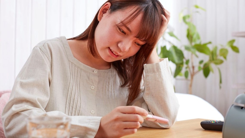 Bạn không nên quá lo lắng khi thử thai 1 vạch sau chuyển phôi 6 ngày