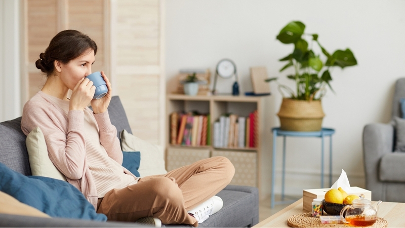 Nên nghỉ ngơi, tránh vận động mạnh và vệ sinh vùng kín đúng cách sau khi đặt vòng