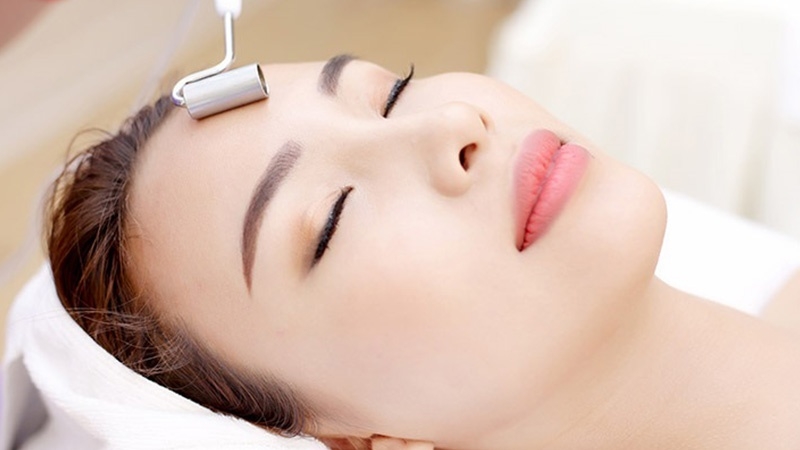 Sau khi điện di vitamin C cần chăm sóc da như thế nào? 3