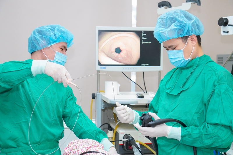 Sau khi nội soi đại tràng bị đau bụng 1