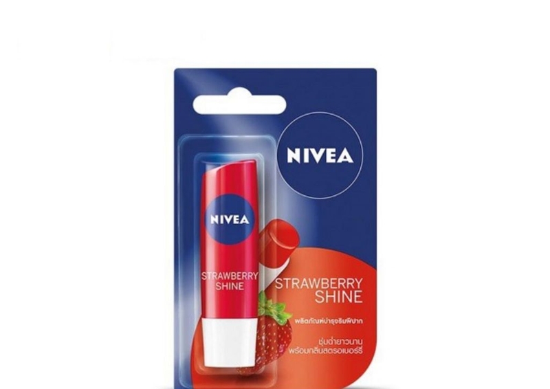 Sau khi xăm môi có nên bôi son dưỡng? 5 loại son dưỡng tốt cho môi xăm 4