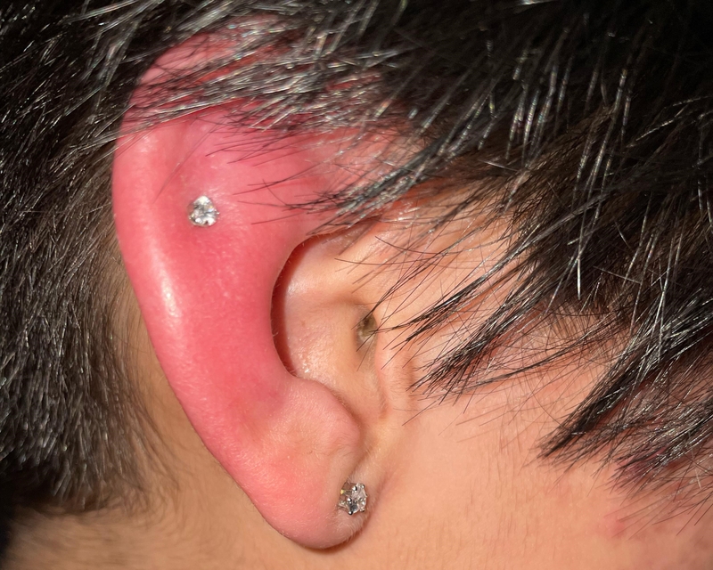 Sau khi xỏ khuyên có bơi được không? 3