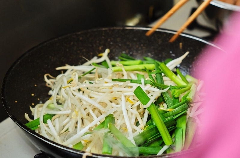 Sau phẫu thuật có được ăn giá đỗ không và ăn như thế nào 3