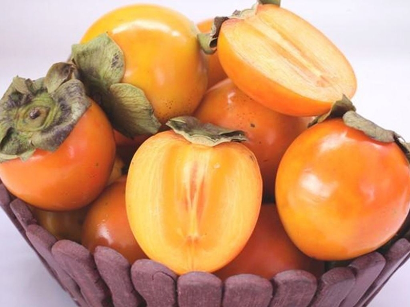 Khi nào các mẹ nên ăn hồng?