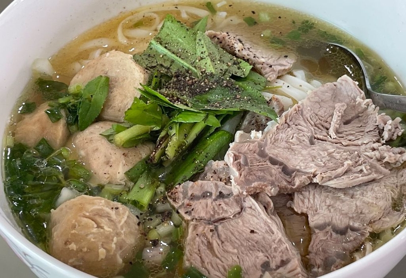 Sau sinh ăn phở bò được không? Một số lưu ý khi ăn phở bò mà mẹ cần biết 4