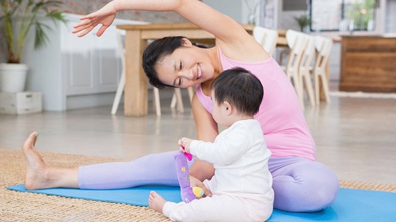 Sau sinh bao lâu thì cửa mình khép lại? Phương pháp hỗ trợ tử cung co lại nhanh chóng sau sinh 4