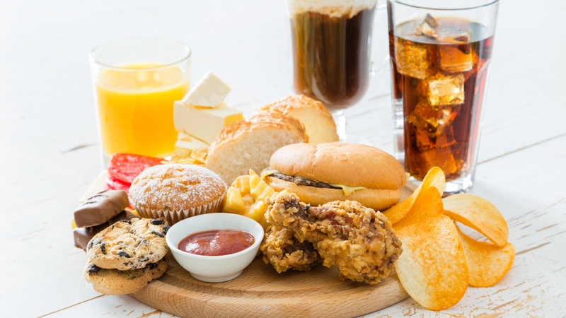 Sau tiêm vắc xin uốn ván kiêng ăn gì và nên ăn gì? 3