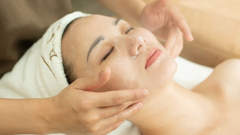 Chăm sóc da kỹ hơn sau khi điều trị sẹo lõm
