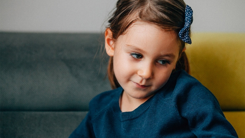 Dấu hiệu nhận biết trẻ chậm nói là gì? Mẹo chữa trẻ chậm nói bằng đậu đỏ