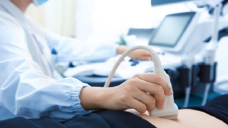 Siêu âm dạ dày là phương pháp xâm lấn tối thiểu, hầu như không gây biến chứng và không&nbsp;đau