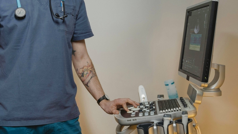 Chi phí siêu âm phụ thuộc chất lượng máy siêu âm, tay nghề bác sĩ và dịch vụ đi kèm