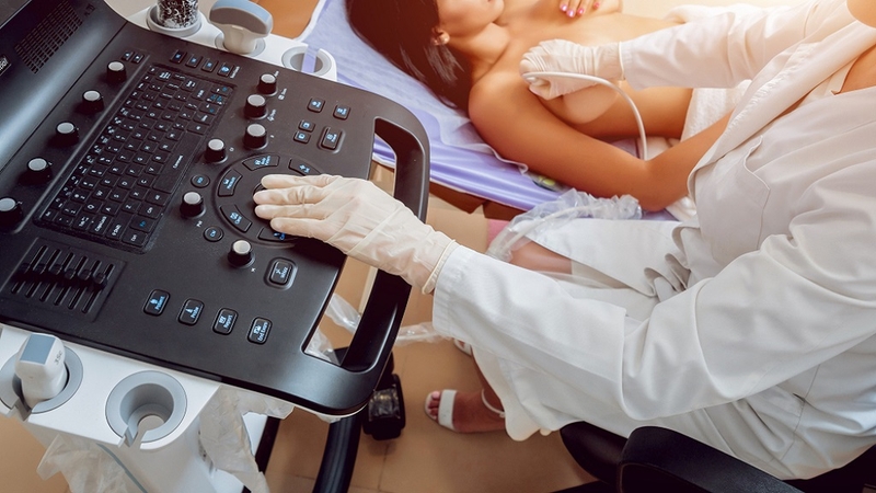 Một số thay đổi trên da vú cho thấy sức khỏe của núm vú cần được kiểm tra bằng siêu âm vú