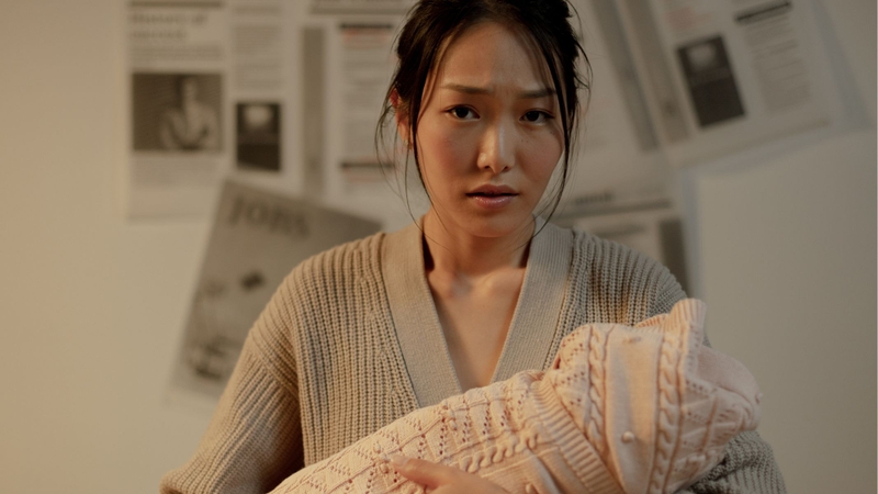 Nên theo dõi phản ứng của cơ thể khi ăn dưa leo và ngừng sử dụng nếu xuất hiện các triệu chứng như đau bụng, đầy hơi, tiêu chảy,...