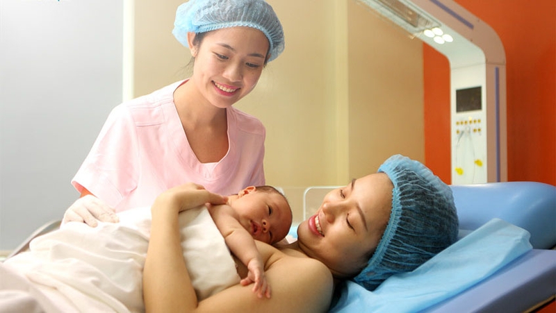 Sinh thường có bảo hiểm hết bao nhiêu tiền? 1