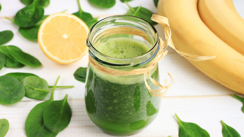 Khả năng hỗ trợ giảm cân, sinh tố rau xanh có lợi thế hơn so với sinh tố trái cây nhờ ít calo