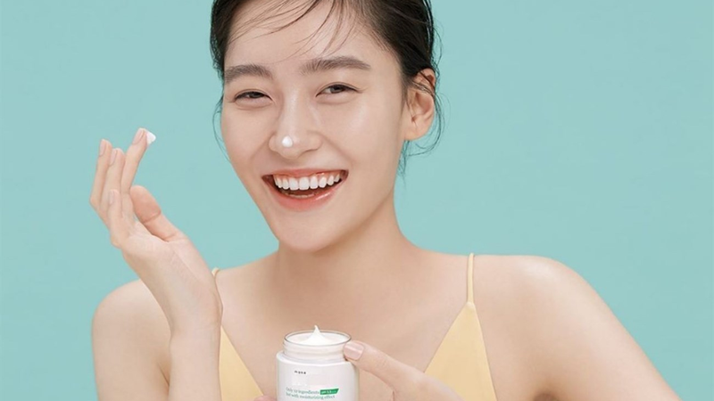 Skincare cho da mụn thâm chuẩn và hiệu quả nhất 3