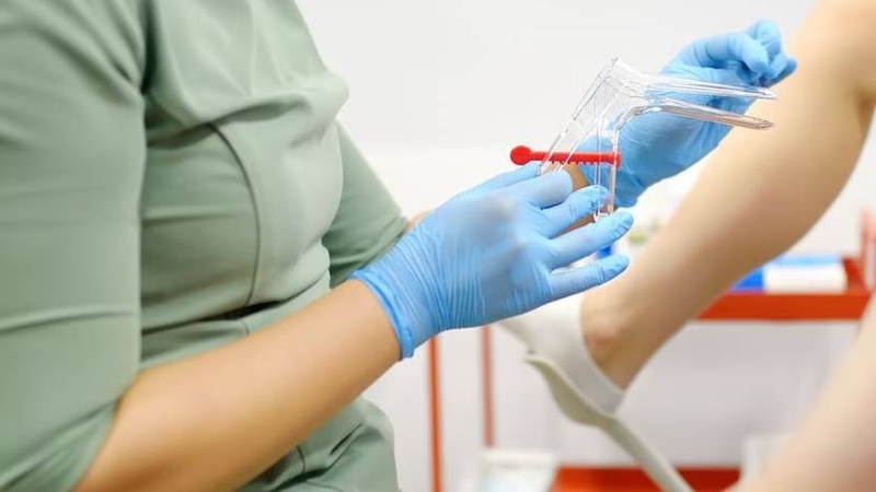 Dấu hiệu sùi mào gà ở nữ? Khi nào cần đi khám phụ khoa ngay? 5