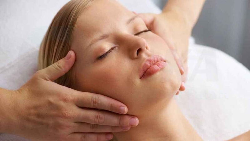 Hướng dẫn cách khắc phục tình trạng run rẩy khi đứng trước đám đông 2