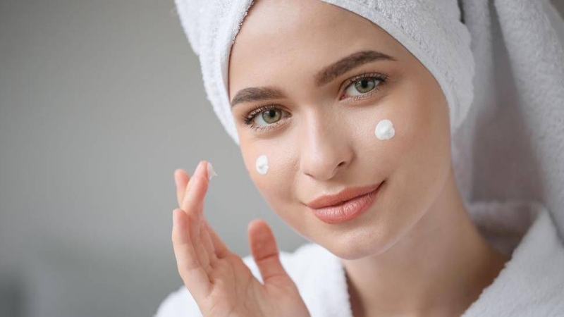 Hướng dẫn chăm sóc da sau thủ thuật là bước quan trọng trong quy trình lăn kim