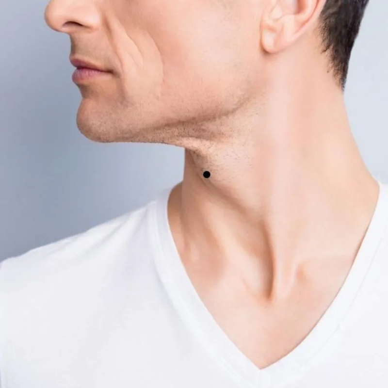 Nam giới yết hầu to thì sao?-2