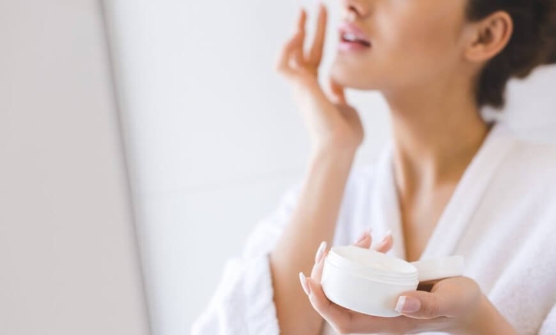 Tác dụng phụ của niacinamide và cách sử dụng niacinamide hiệu quả trong mỹ phẩm 4