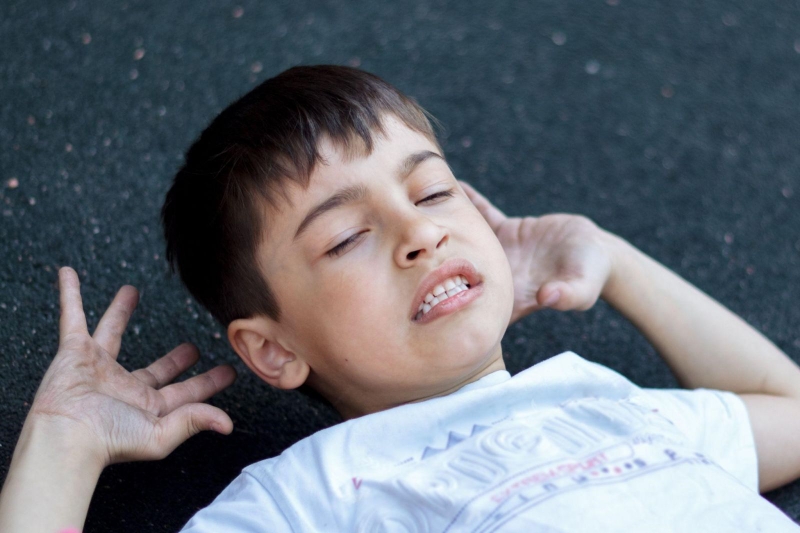 Sơ cứu hóc dị vật ở trẻ 2