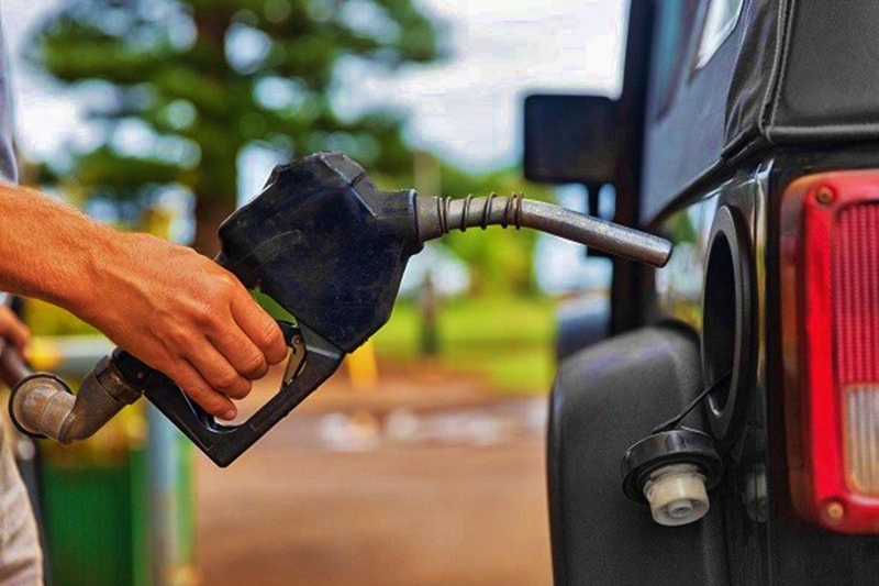 Sơ cứu khi uống nhầm xăng đúng cách 1