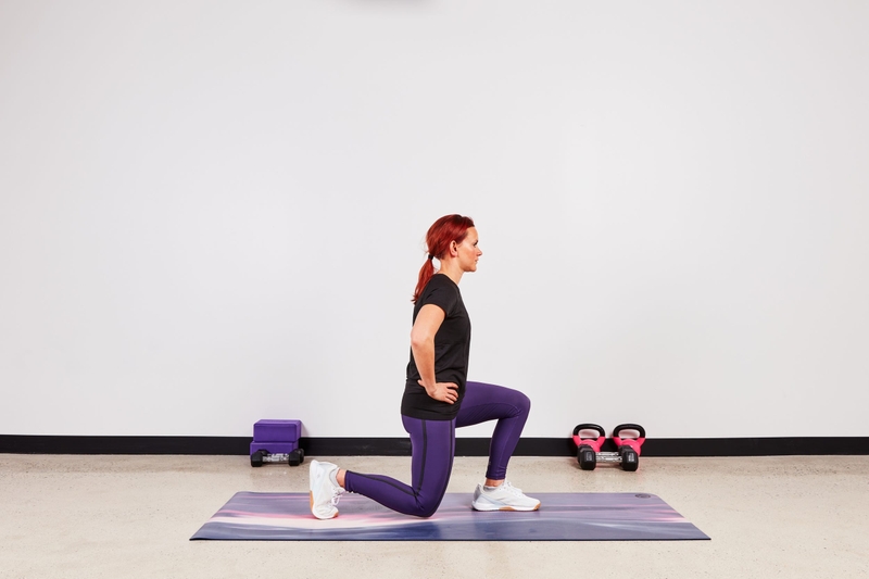 so-sanh-squat-va-lunge-va-mot-so-loi-ich-suc-khoe-khi-tap-squat-va-lunge 2.jpg