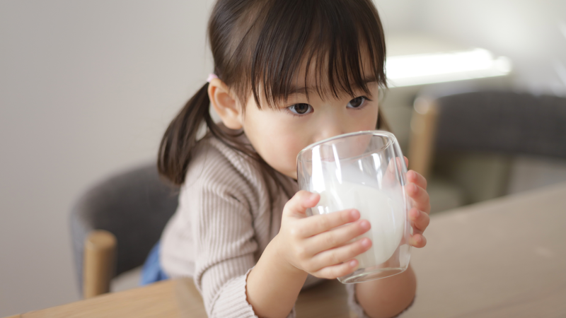 So sánh sữa Similac và Colosbaby giúp cha mẹ chọn được loại sữa phù hợp