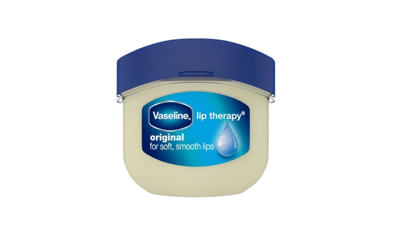 Vaseline Lip mang lại cảm giác dễ chịu và tự tin với đôi môi khỏe đẹp