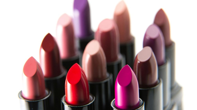 Nhiều người băn khoăn&nbsp;son nội địa Trung có thâm môi không