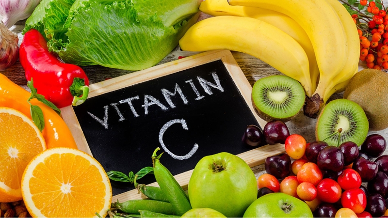 Các loại trái cây giàu vitamin C giúp nâng cao sức đề kháng khi bị sốt