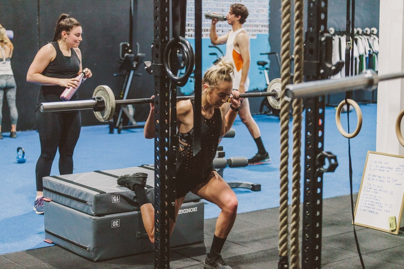 Squat kiểu Bungari giúp đốt cháy mỡ hiệu quả 1