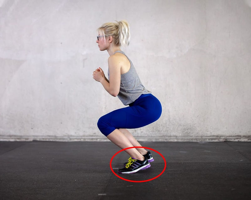 Tập luyện squat cần chú ý đến tổng thể, tránh mắc lỗi gây chấn thương